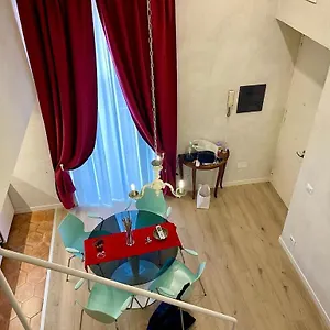 Venustaschiaia Napoli